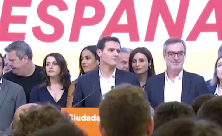 Albert Rivera, derrotado: 'Los españoles han querido más Sánchez y más VOX'