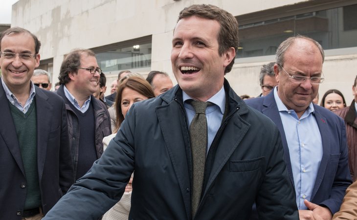 Pablo Casado, contento por sus 88 escaños, escuchará las propuestas de Sánchez, pero ejercerá su responsabilidad como líder de la oposición y no se lo pondrá fácil