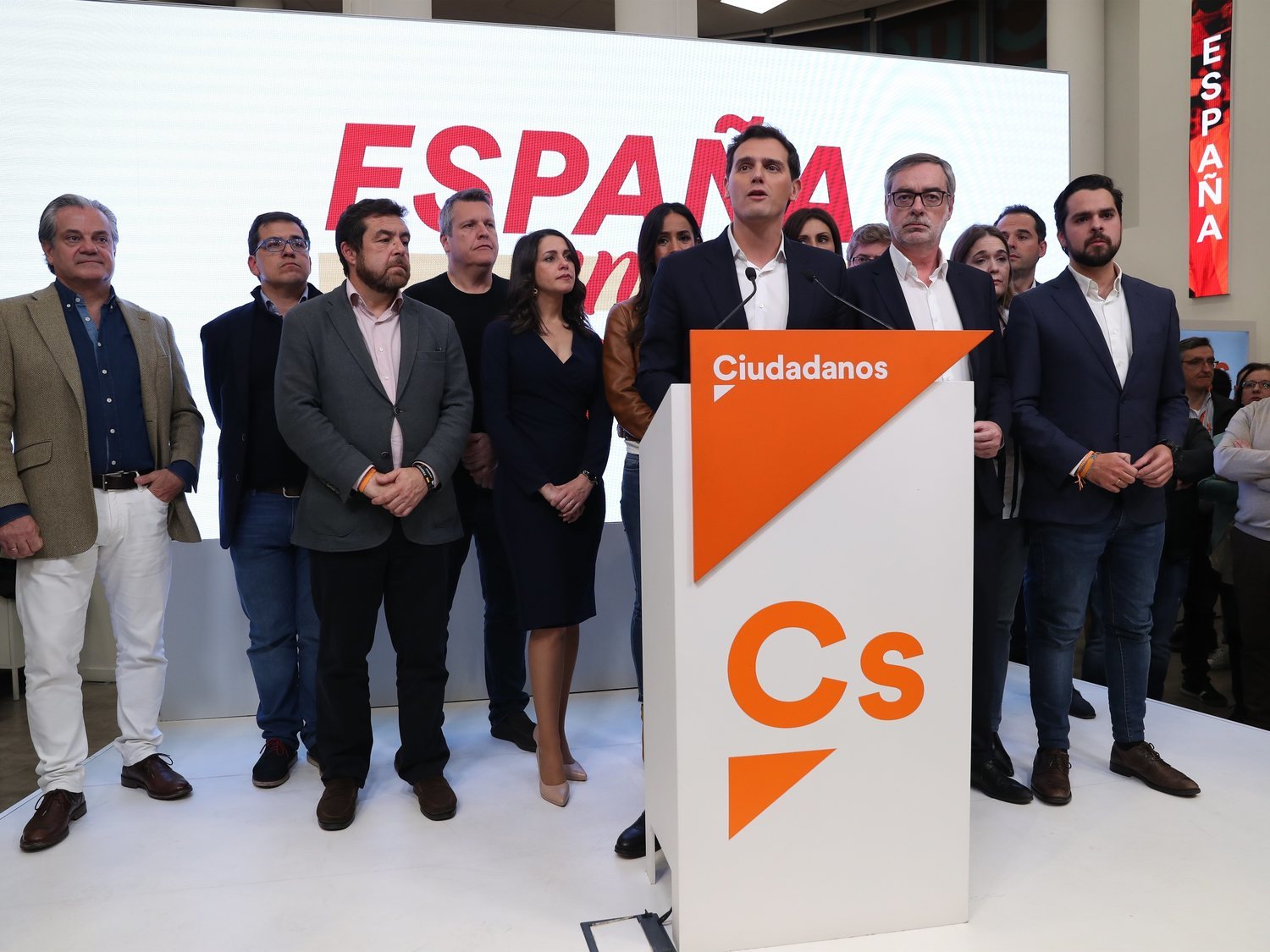 Prácticamente toda la cúpula de Cs fuera del Congreso: los rostros de la debacle naranja