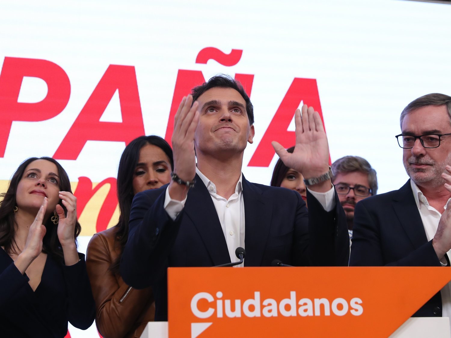 Albert Rivera dimite como líder de Ciudadanos, renuncia a su escaño y abandona la política