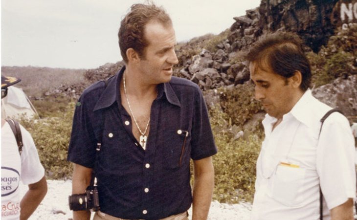 Don Juan Carlos y Jaime Peñafiel en una fotografía de archivo de El Mundo