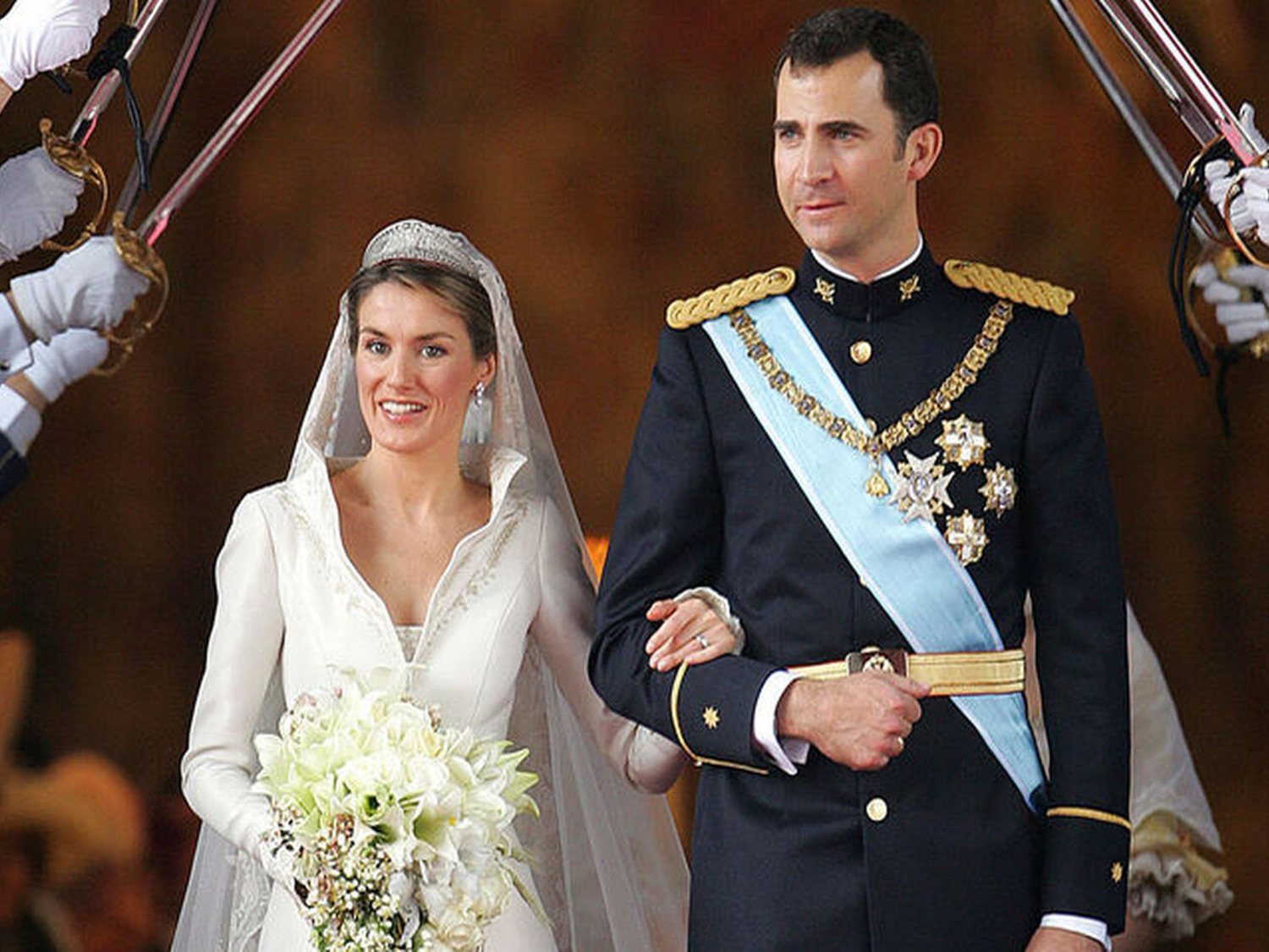 Sale a la luz una oscura confesión de la reina Letizia sobre su boda con el rey Felipe VI