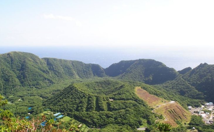 Los habitantes viven en el cráter ce un volcán | Fuente: Portal oficial de turismo de Tokio