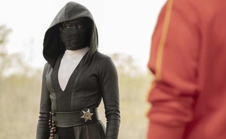 Regina King como la inspectora Angela Abar en 'Watchmen'