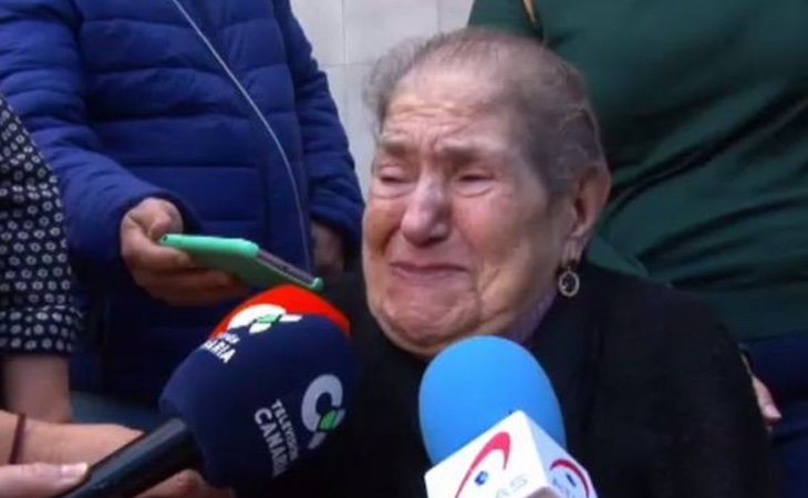 Dolores Rosales se enfrenta al desahucio de la vivienda donde ha residido gran parte de su vida por la denuncia de una inmobiliaria