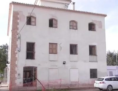 Colocan un artefacto explosivo simulado en un centro de MENAs en Alhama de Murcia