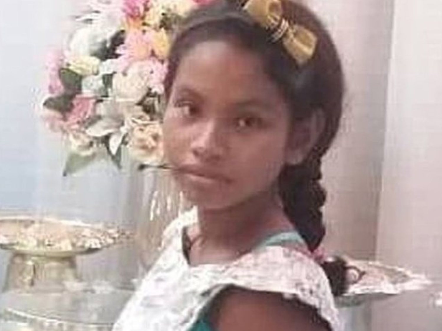 Muere una niña de 13 años cuando daba a luz a un bebé fruto de las violaciones de su padre