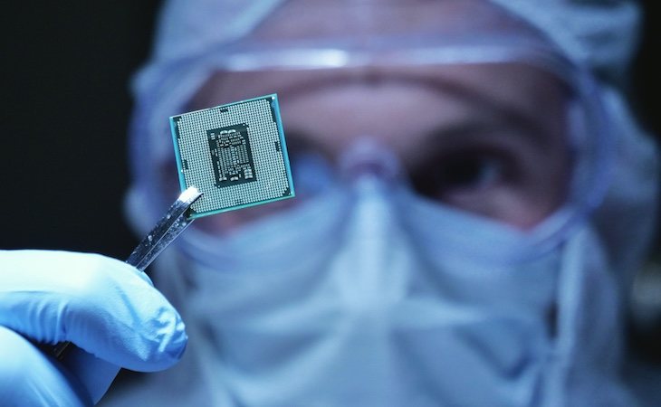 Tendremos chips implantados