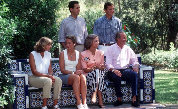 Posado de la familia real durante sus vacaciones en Palma de Mallorca en 1995 