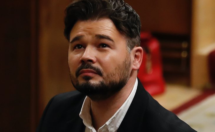 Gabriel Rufián (ERC) SE ABSTIENE en la investidura de Pedro Sánchez