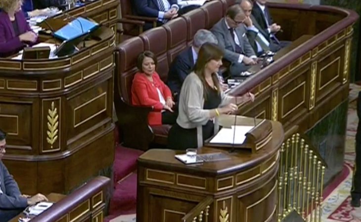 Llega Laura Borràs de JuntsxCat para justificar su negativa a apoyar la investidura