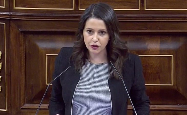 Inés Arrimadas (C's): 'Hoy, señor Sánchez, permanece impasible mientras le hablan de presos políticos'