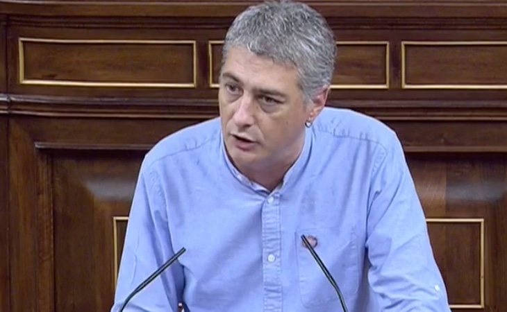 Oskar Matute, después de que Aldolfo Suárez Illana (PP) le diera la espalda: 'Aquí algunos se dedican a jugar al jurado de 'La Voz''