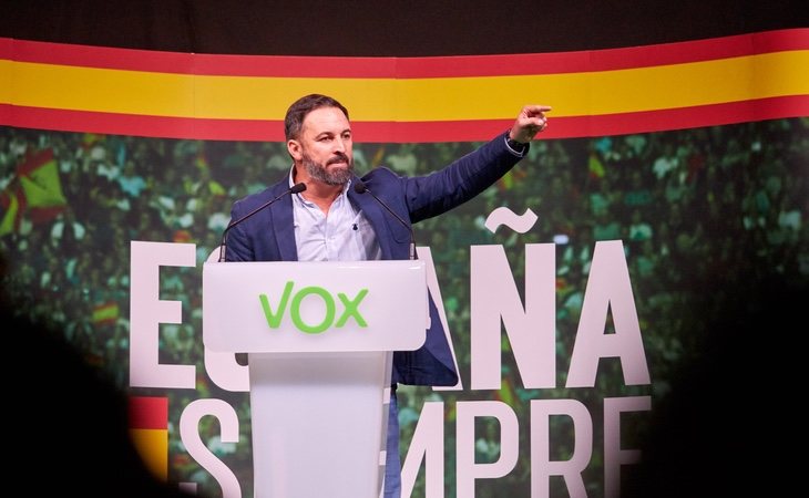 VOX está presionando para aprobar el veto parental en las comunidades donde resulta determinante