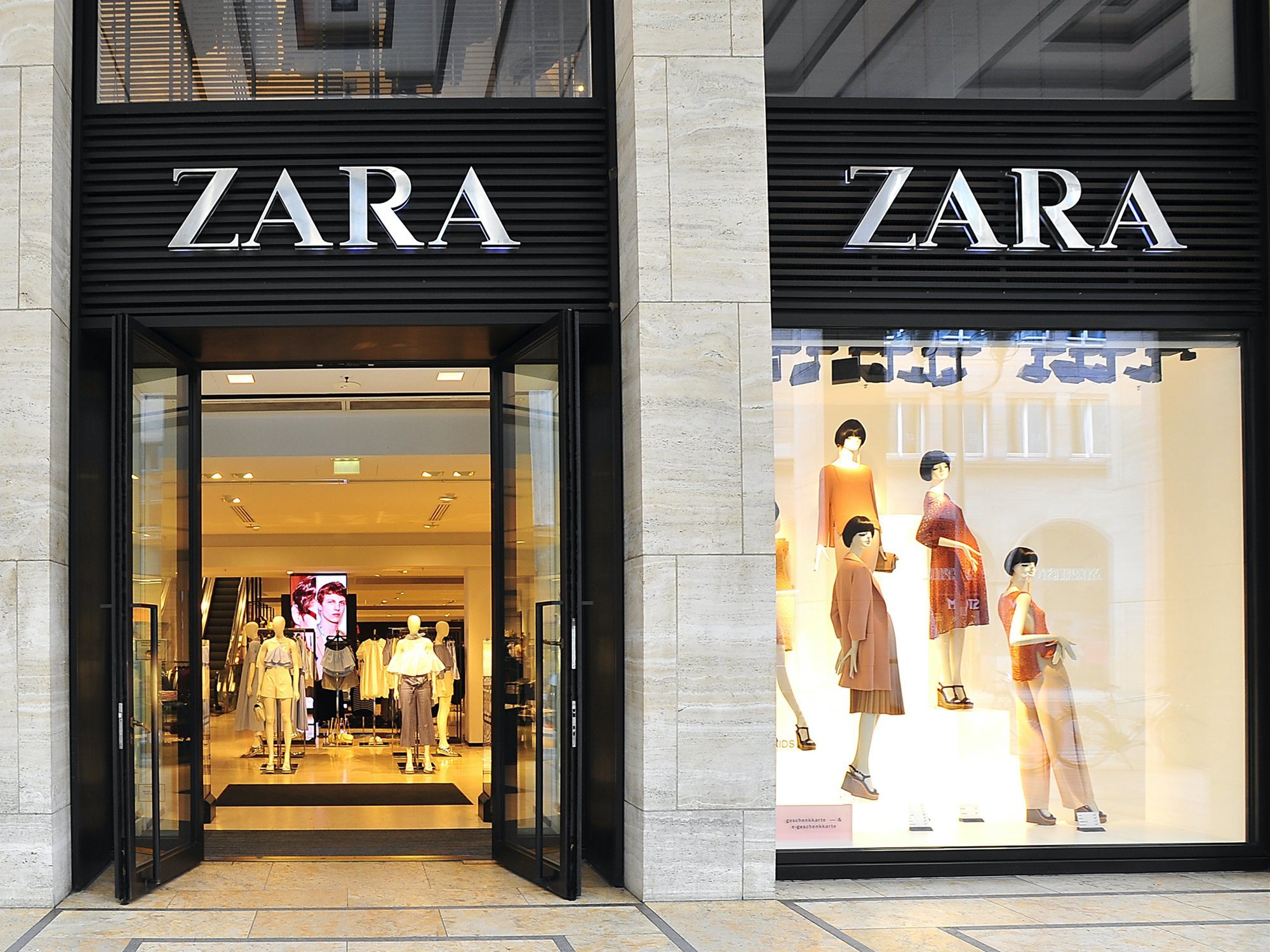 El truco para conseguir ropa mas barata en las rebajas de Zara Los Replicantes