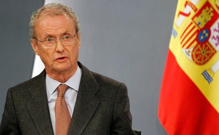 El exministro de Defensa, Pedro Morenés, cerró la venta de material militar al Gobierno de Venezuela, dirigido entonces por Nicolás Maduro