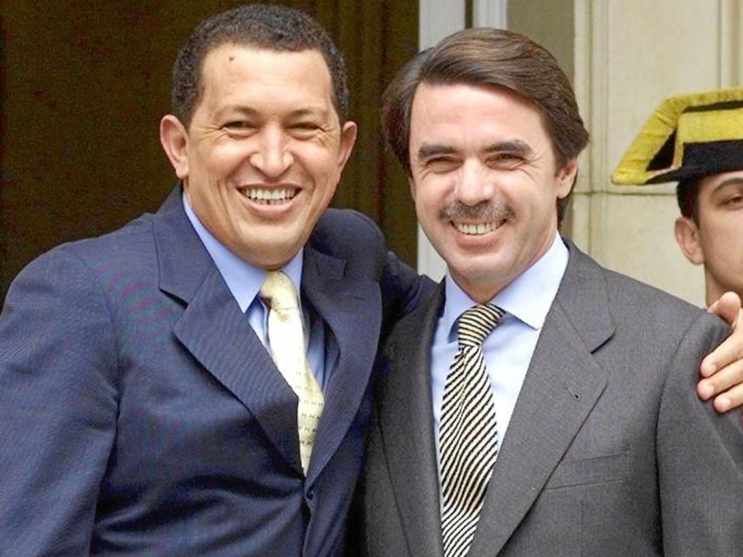 Rajoy y Aznar vendieron armas, buques de guerra y aviones militares a Maduro y Hugo Chávez