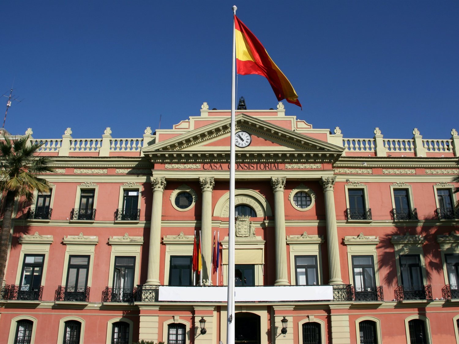 PP y Cs blindan por decreto el veto parental de VOX en Murcia