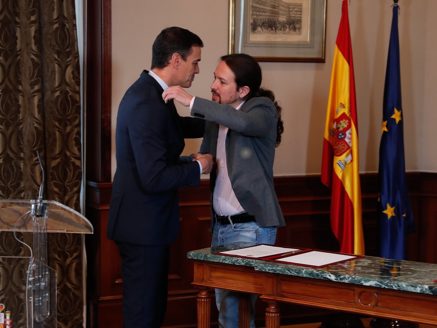 El PSOE vuelve a subir y el auge de Podemos deja a VOX como cuarta fuerza, según el CIS