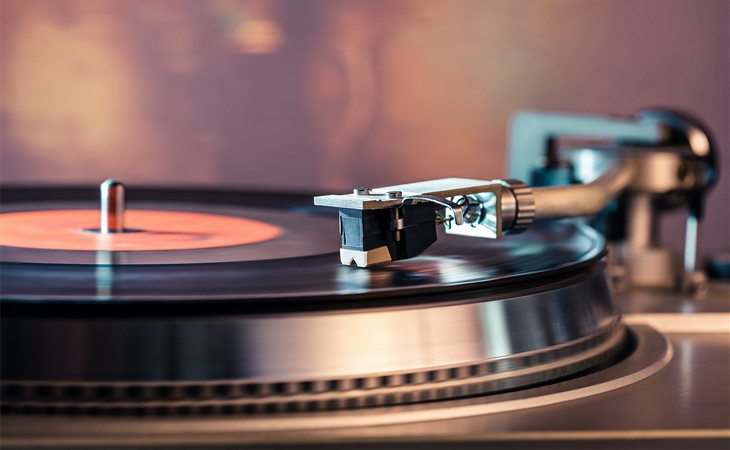 Entre USA y UK se vendieron 16 millones de vinilos en seis meses