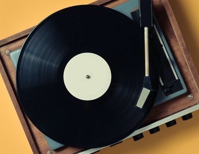 El vinilo supera en ventas al CD por primera vez en treinta años