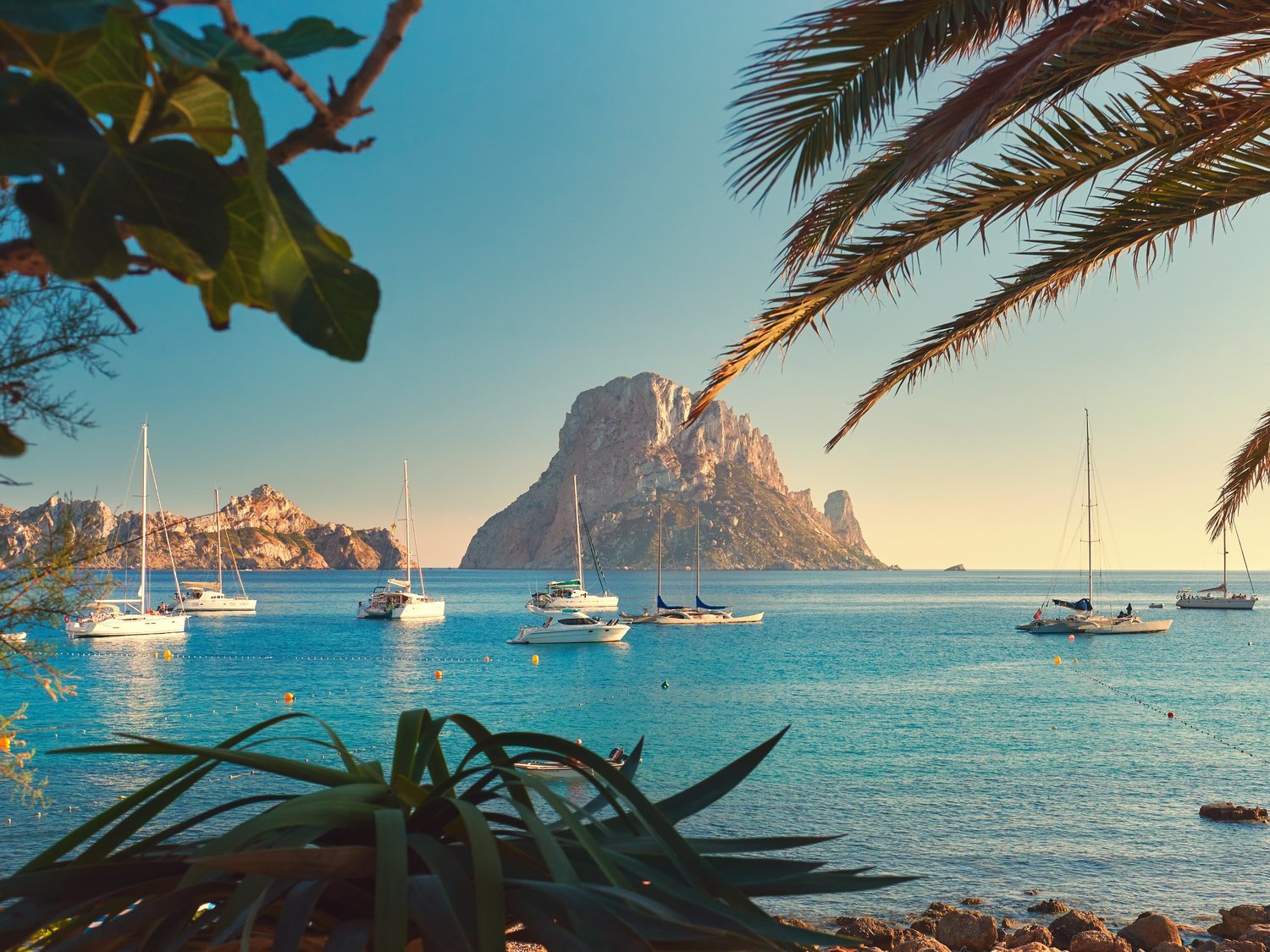 Ofrecen 2.300 euros al mes por habitar una villa de lujo en Ibiza con gastos pagados