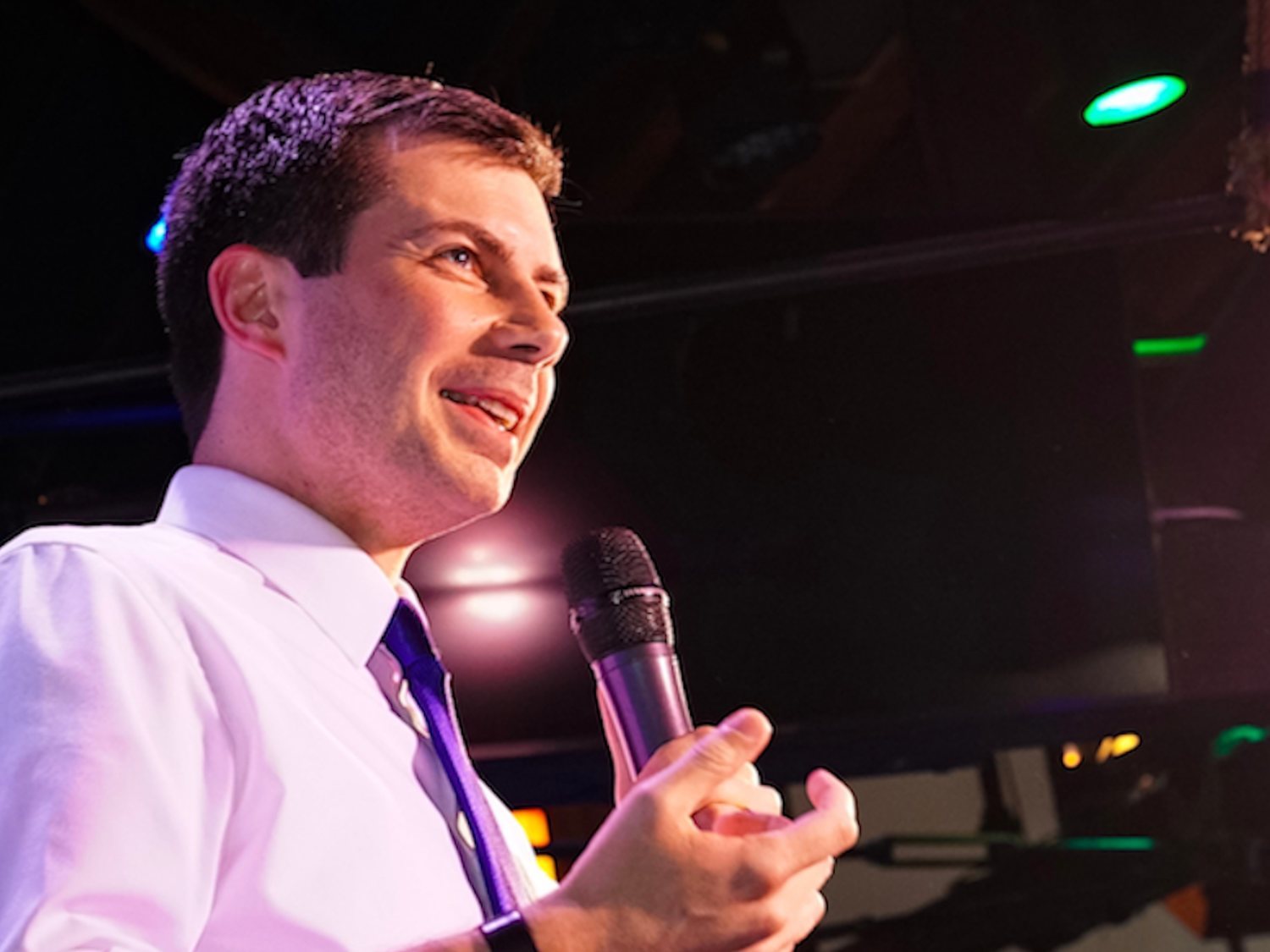 Así es Pete Buttigieg, quien podría ser el primer presidente gay de Estados Unidos