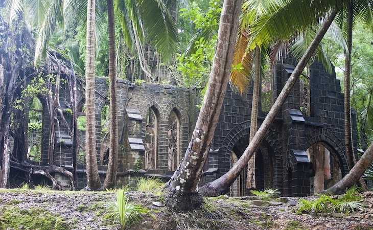 La isla está deshabitada