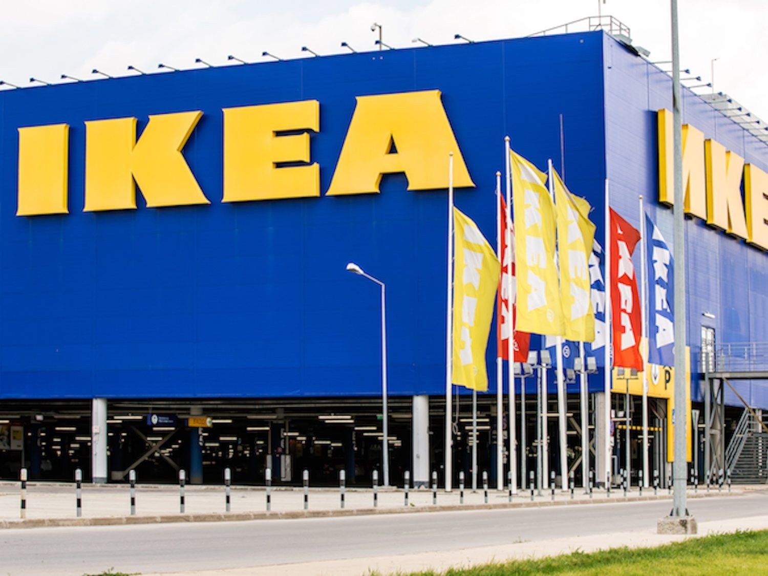 Trabajar en Ikea: así son las condiciones y salarios de sus empleados