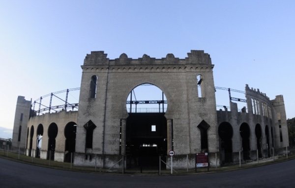 La emblemática plaza de toros Real de San Carlos de Uruguay se encuentra actualmente en estado de ruina