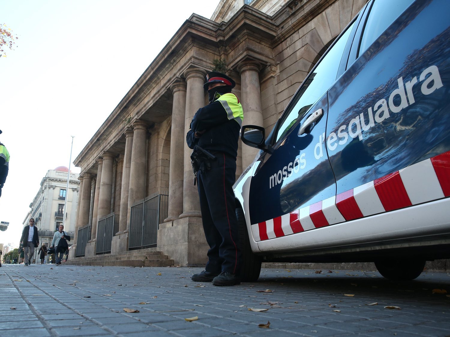 Tres detenidos por violar a una mujer en Barcelona y grabarlo entre insultos y humillaciones