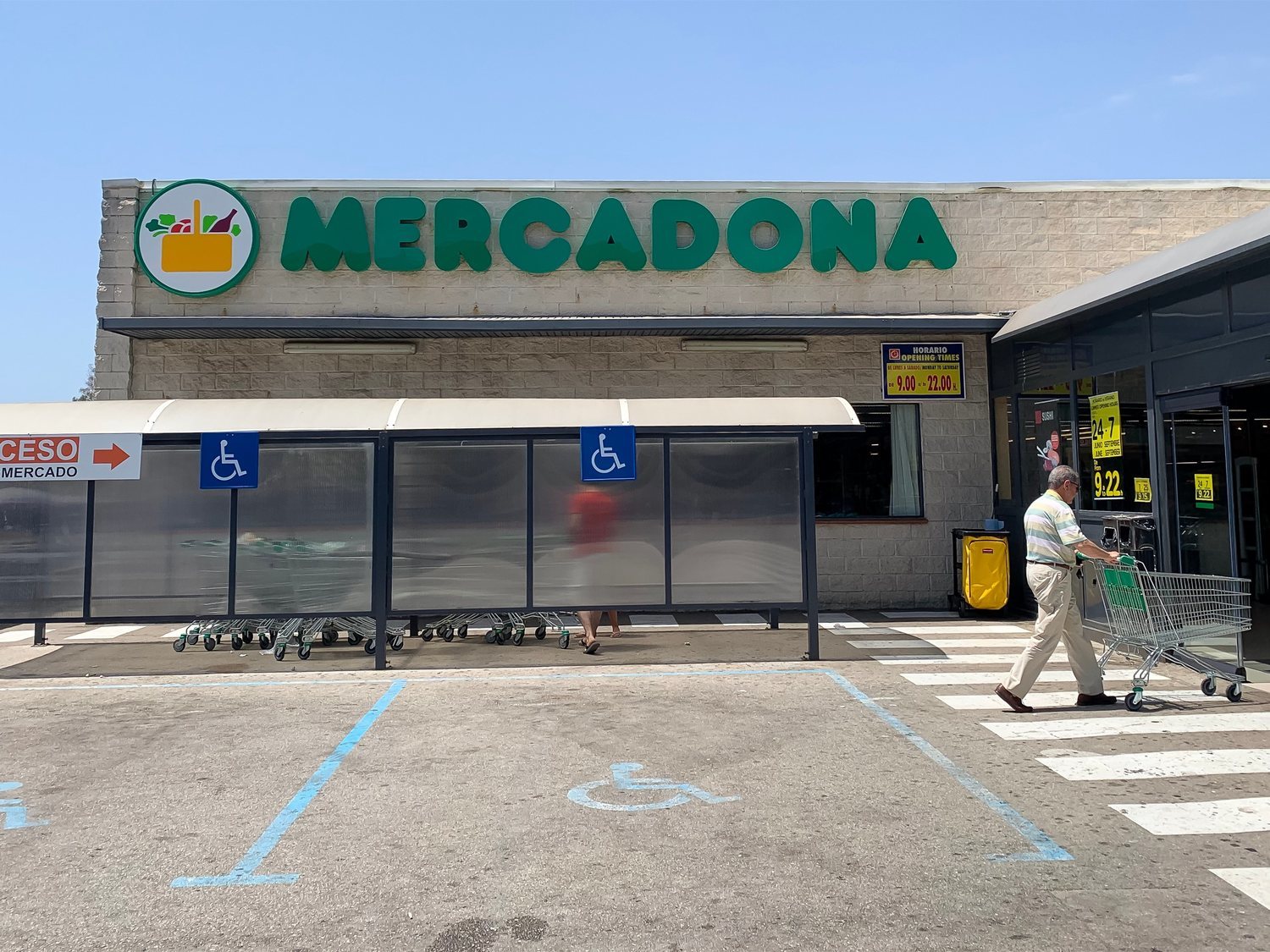 Mercadona pone en venta 36 inmuebles en España