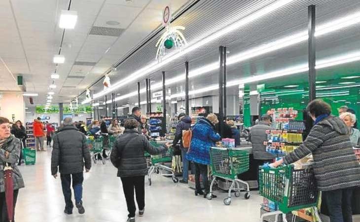 Distancia de un metro clientes Mercaddona