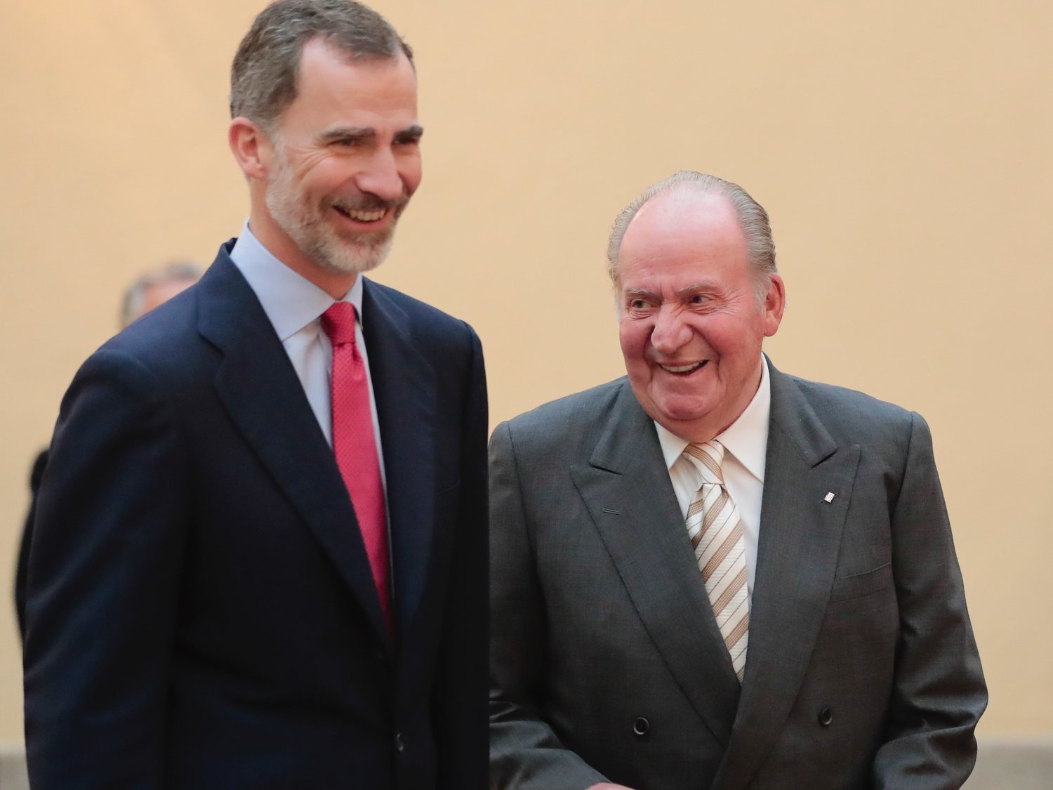 Felipe VI continuará siendo heredero de don Juan Carlos: por qué su renuncia es nula