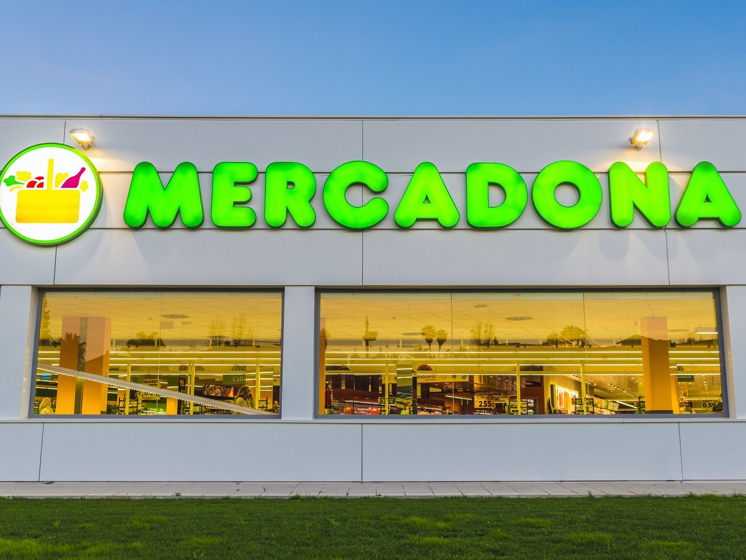 1.300 euros con ESO y sin experiencia: nueva oferta de empleo en Mercadona para reforzar sus tiendas