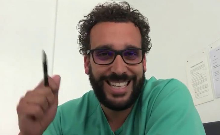 Spiriman en uno de sus vídeos