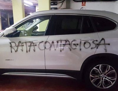 "Rata contagiosa": la pintada en el coche de una doctora en Barcelona