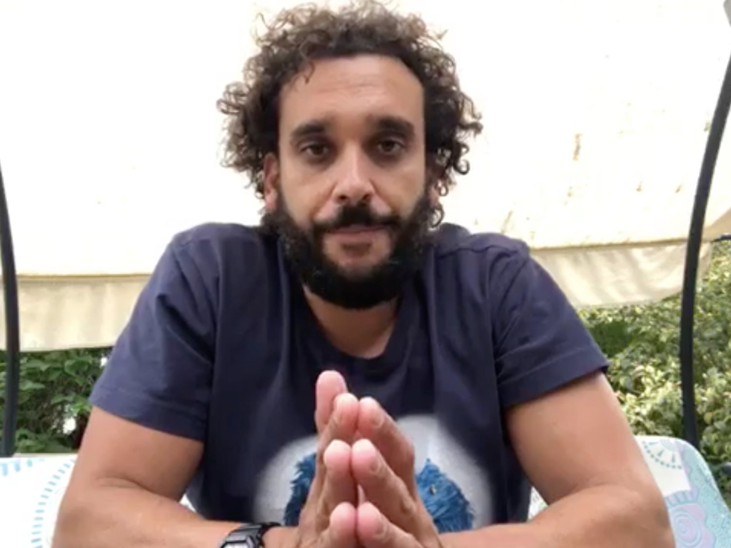 Spiriman estalla contra los farmacéuticos: "¡Sinvergüenzas, soplapollas!"