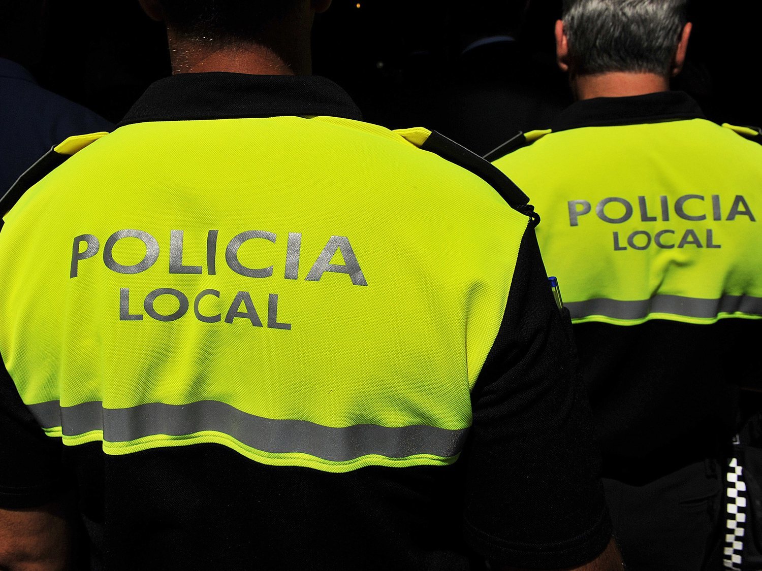 Suspendidos dos policías por agredir a jóvenes negros que no respetaban el confinamiento