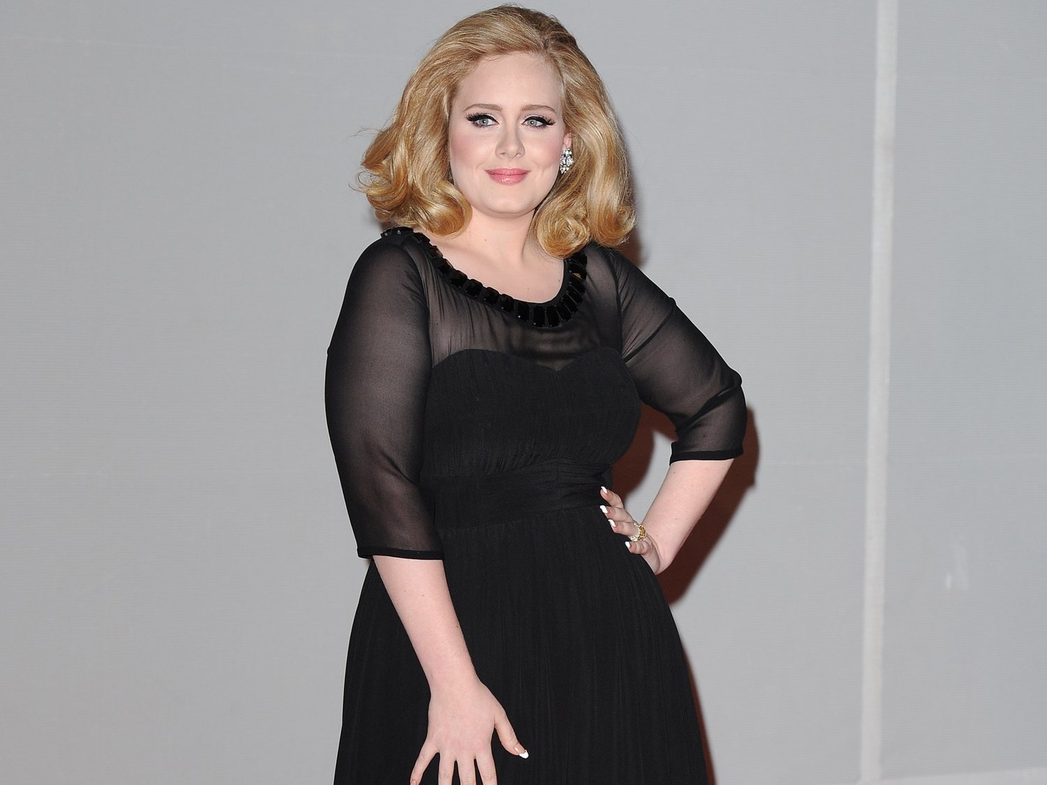 Adele sorprende con su espectacular cambio físico