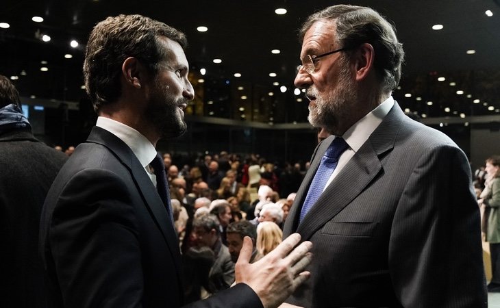 Rajoy envía mensajes al PP, a quien le quiere escuchar, que suelen ser recogidos por Feijóo, Juanma Moreno y Alfonso Fernández Mañueco