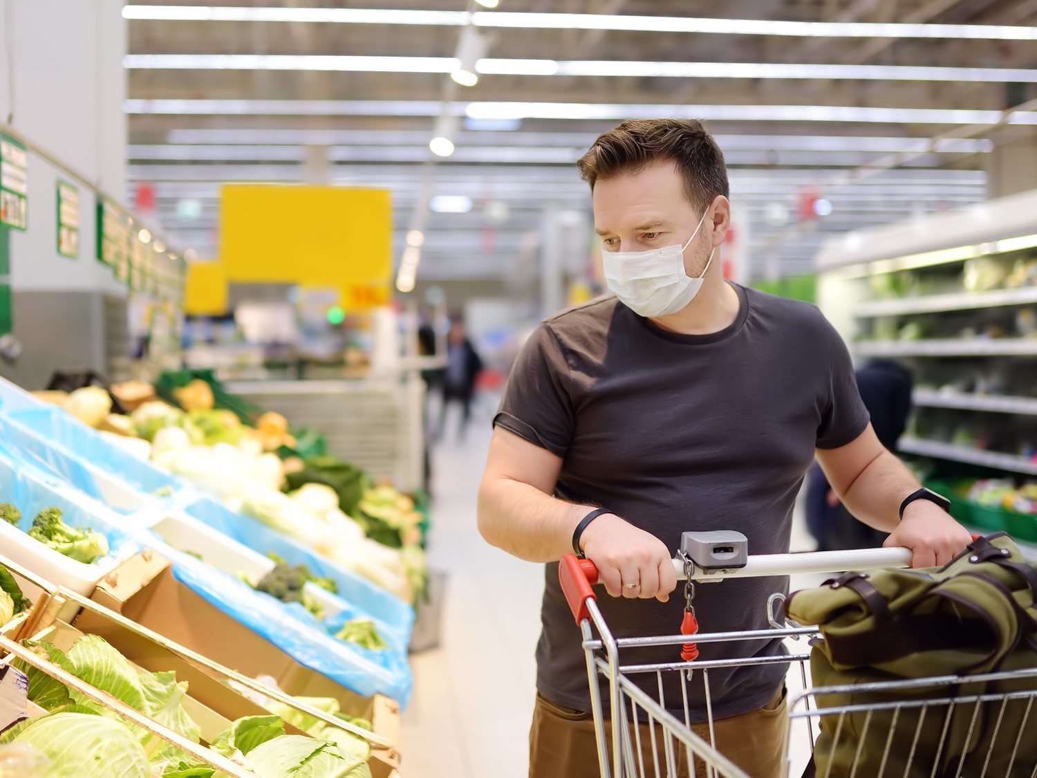 No hay coronavirus en los productos de alimentación del supermercado, según la OCU