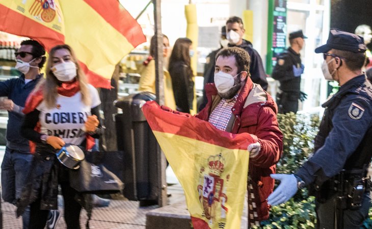 Ricos del barrio de Salamanca protestando y poniendo en peligro a todos