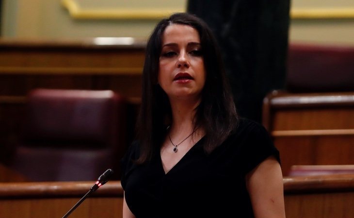 El cambio de Ciudadanos podría permitir aumentar la capacidad de reacción del Gobierno, pero amenaza el bloque de la moción de censura en un contexto tan polarizado como el actual