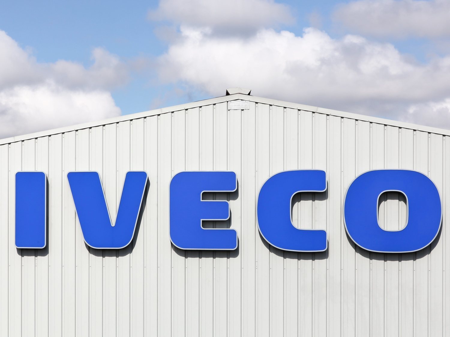 Archivan el caso de la trabajadora de Iveco que se suicidó por difundirse un vídeo sexual