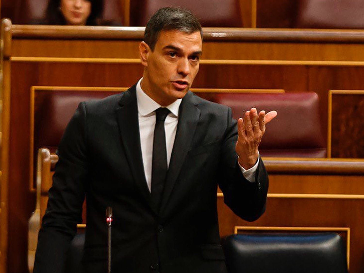 Sánchez señala la puerta a dos ministros: estos son los que se preparan para abandonar el Gobierno