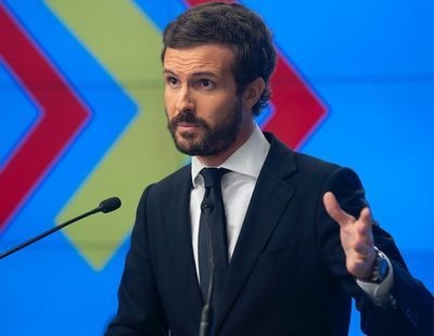 ¿Adiós a la 'derecha sin complejos'? Casado dice ahora que el PP es "de centro" y cambia de equipo