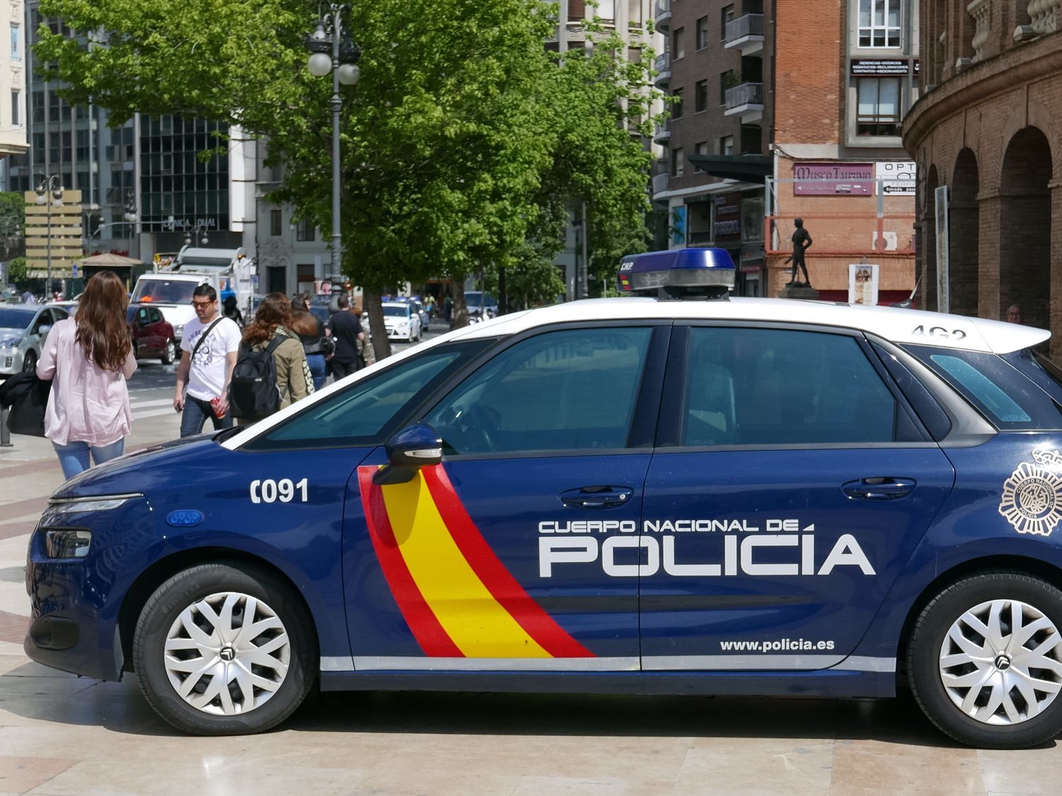 En libertad en Alicante tras violar y agredir diariamente a una mujer que encerró varios meses