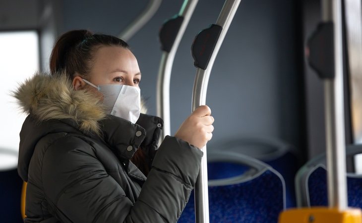 El transporte público es uno de los lugares más complicados durante la desescalada por el riesgo de contagio que representa