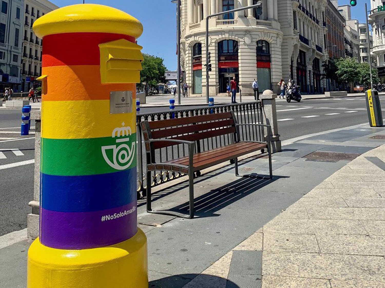 Desmontando la homofobia contra la campaña de Correos: una de sus publicidades más rentables